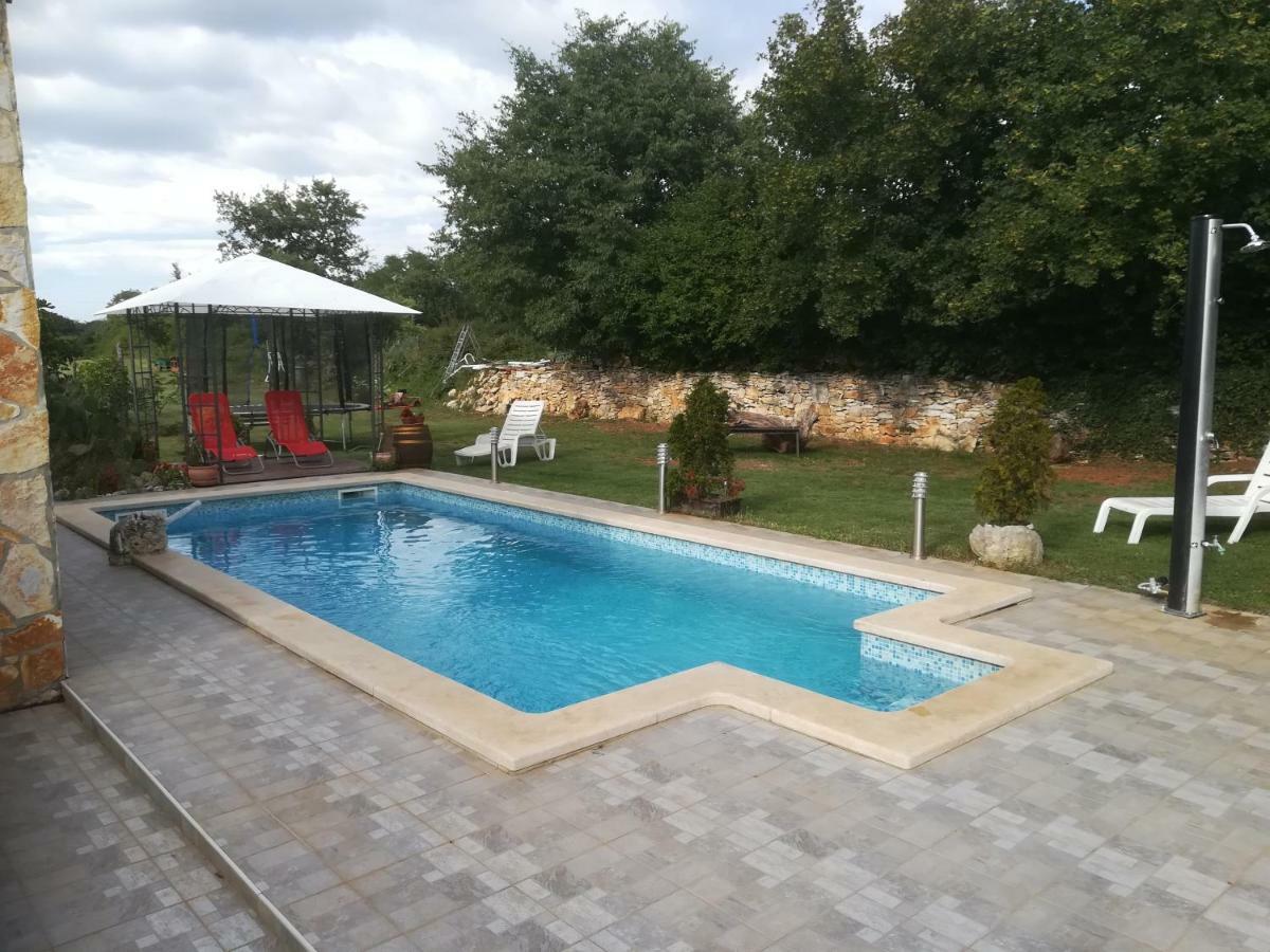 Ferienwohnung New Brend App Matija Pinezici  Exterior foto